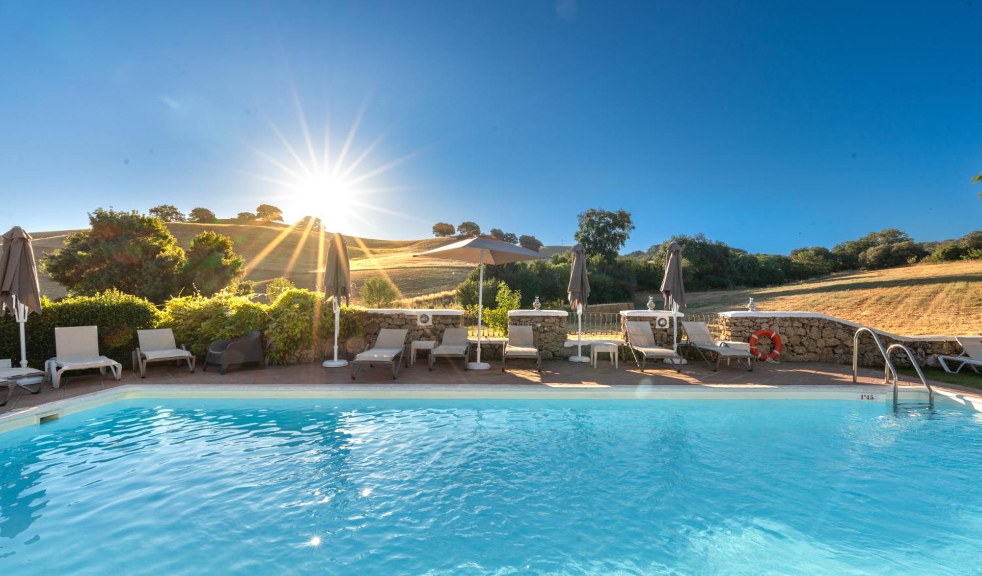 רונדה Hotel Cortijo Las Piletas מראה חיצוני תמונה